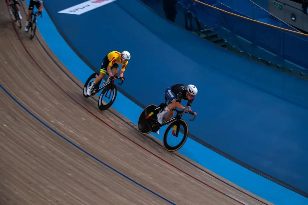 6-camera sports live stream London 3-day Swiss Timing integration